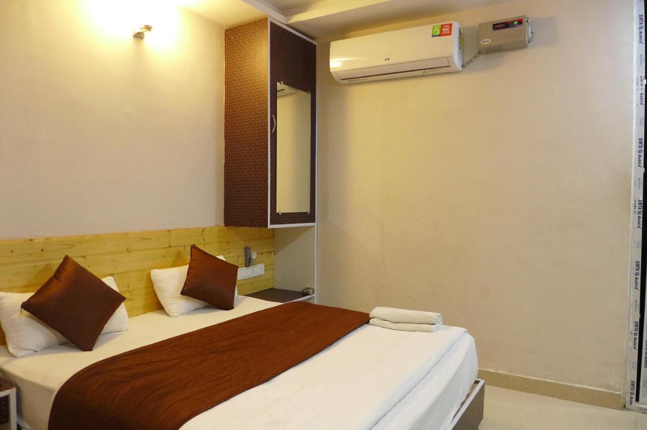 Hotel Cosy Nook ริชิเคช ภายนอก รูปภาพ